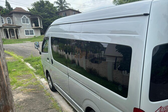 Montego Bay Airport and Breathless Montego Bay Private Shuttle - Who Should Consider This Shuttle?