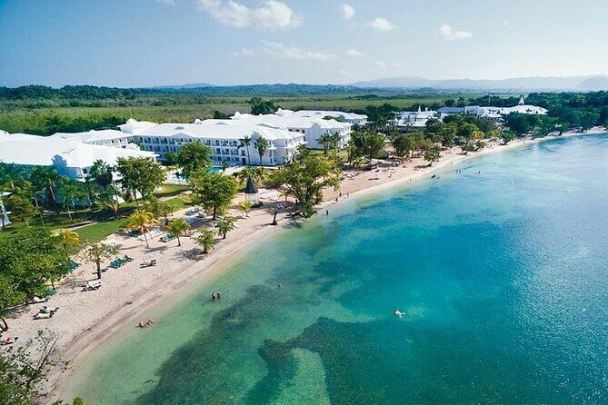 Montego Bay Airport and Riu Negril Private Shuttle - Key Points