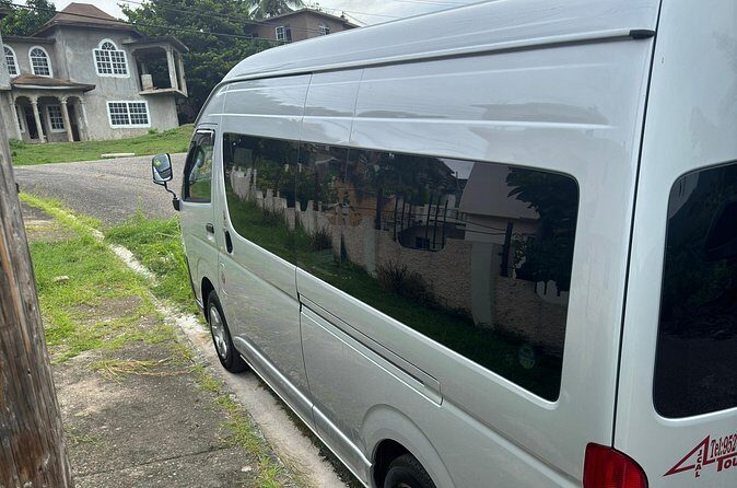 Montego Bay Airport and Riu Palace Tropical Bay Private Shuttle - Frequently Asked Questions