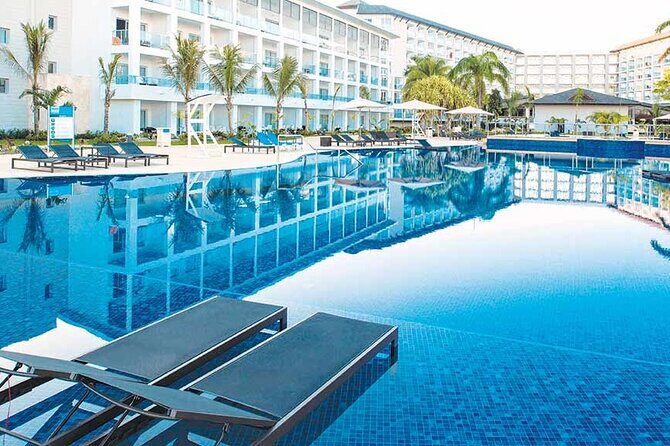 Montego Bay Airport Ja (MBJ) to Hotels in Montego Bay or Falmouth - An In-Depth Look at the Transfer Experience