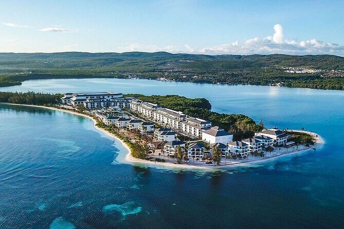 Montego Bay Airport Jamaica Transfer to Hotels in Falmouth area - Who Will Love This Service?