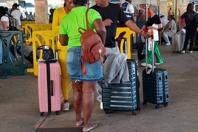 Montego Bay Airport private Taxi to Royalton Negril - The Sum Up