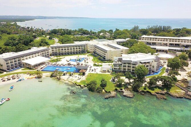 Montego Bay Airport Private Taxi to Royalton Negril - FAQ