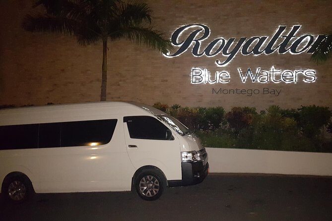 Montego Bay Airport Taxi to Royalton Blue Waters and White Sands - In-Depth Review: Your Smooth Start to Jamaica