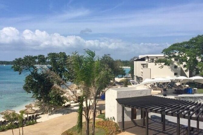 Montego Bay Airport to Royalton/Hideaway Negril Private Transfer - A Detailed Look at This Transfer Service