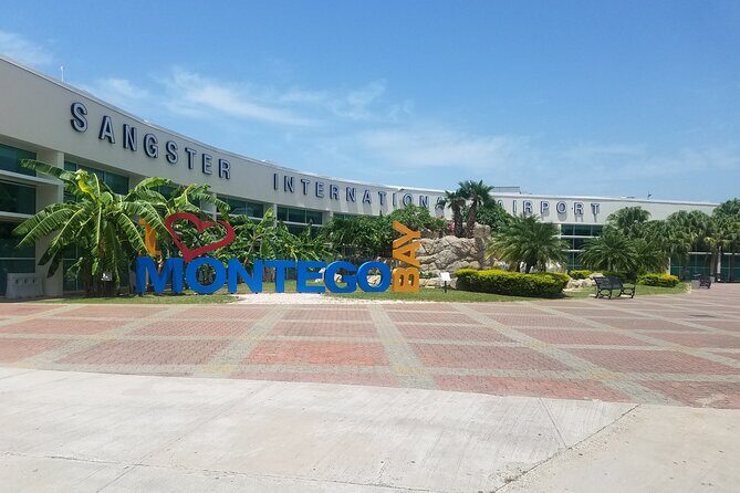 Montego Bay Airport Transfer to Ocho Rios and Runnaway Bay Hotels(Private) - FAQ