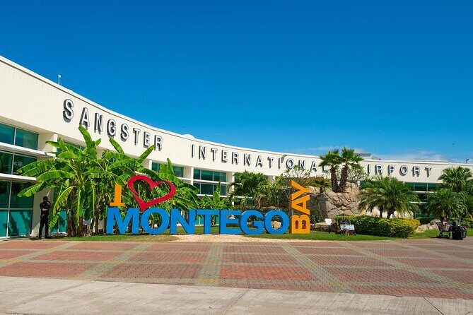 Montego Bay Airport Transfer to Ocho Rios - Experience the Comfort of Montego Bay Airport Transfer to Ocho Rios