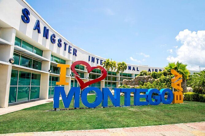 Montego Bay Airport Transfer to Riu Aquarelle Hotel Falmouth - The Details of Your Transfer Experience