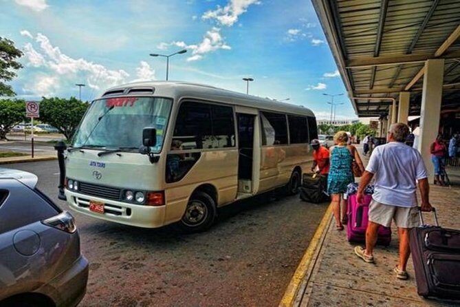 Montego Bay Airport Transfers to Negril Hotels - Authentic Experiences on the Road