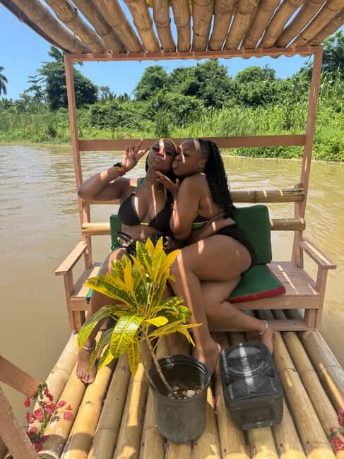 Montego Bay: Bamboo Rafting with Limestone Foot Massage - A Closer Look at the Bamboo Rafting Experience