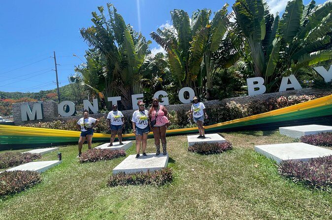 Montego Bay City Highlights Tour and Shopping with Bamboo Rafting - FAQ