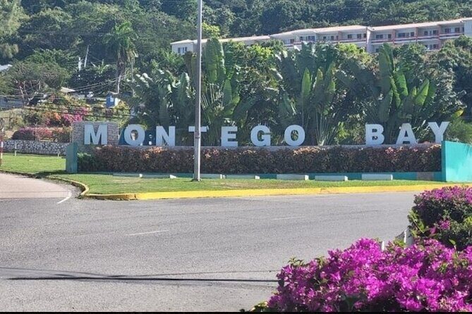 Montego Bay City Tour and Souvnier Shopping - Key Points