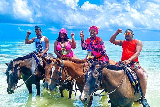 Montego Bay Clear Kayak Photoshoot and Horseback Riding Combo - FAQ
