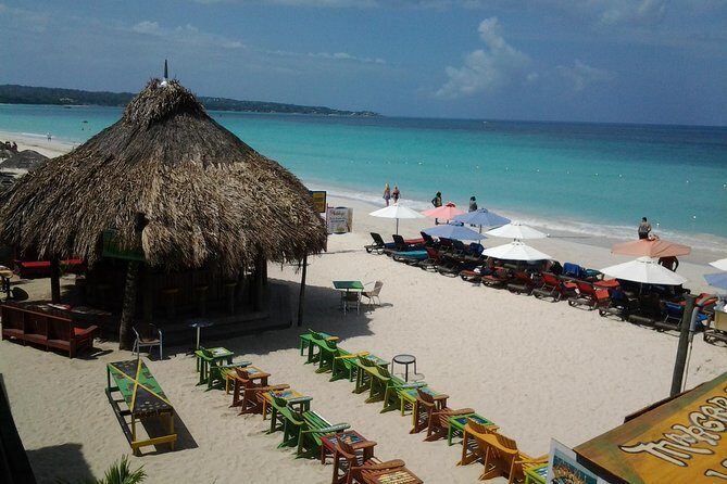 Montego Bay Excursion Negril 7 Miles Beach, Rick's Cafe and Time Square Shopping - Key Points