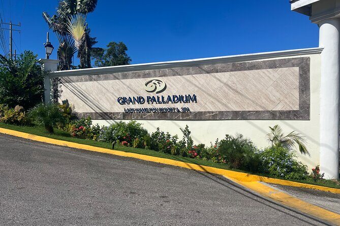 Montego Bay Grand Palladium Private Airport transfer - Key Points