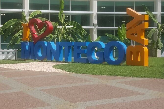 Montego Bay Hotels Airport Transfer - Why Choose PPP Trans Tours for Your Jamaican Arrival?