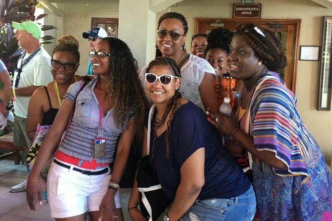 Montego Bay Hotels Private Airport Round Trip Transfers - Key Points