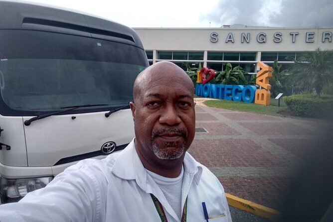Montego Bay Hotels Private Airport Transfer to Sangster International (MBJ) - Key Points