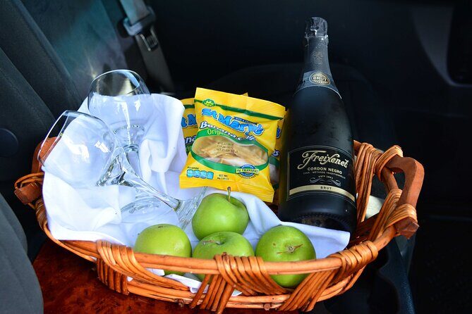 Montego Bay Hotels Private Transfer To & From MBJ Airport - Key Points