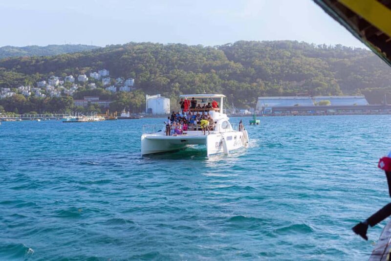 Montego Bay: Poko Loko Floating Bar Sunset Experience - Key Points