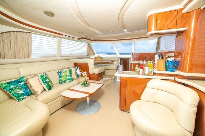 Montego Bay Private Yacht Tour with Open Bar and Lunch - FAQ