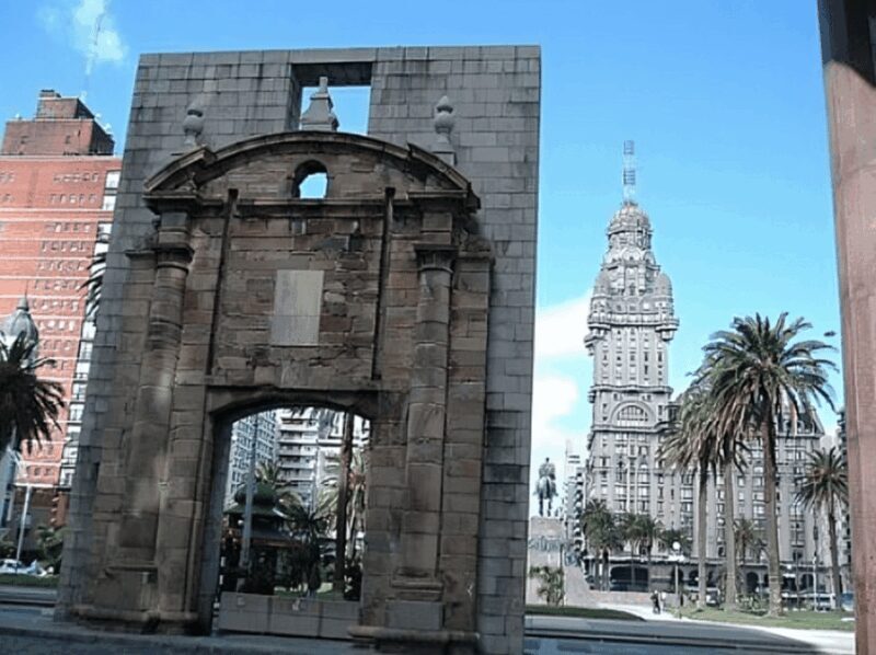 Montevideo : Highlights Walking Tour With A Guide - FAQ