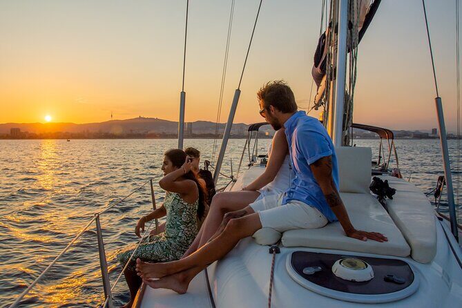 Montjuic Electric Bike Tour and Relaxing Sailing Trip - A Detailed Look at the Montjuic Electric Bike and Sailing Tour