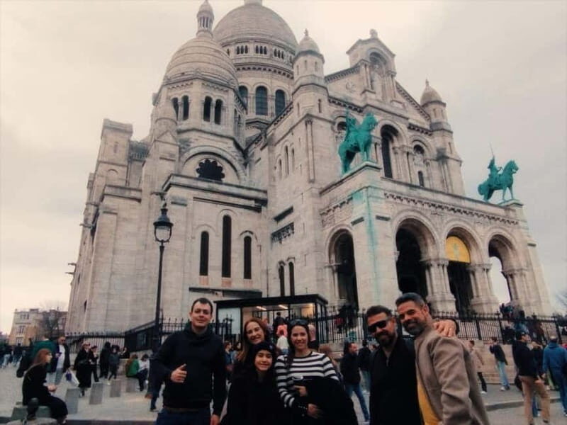 Montmartre: A journey through the art and history of bohemian Paris - A detailed look at what you can expect during this Montmartre tour