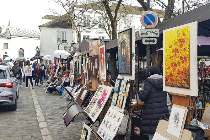 Montmartre Sacré Coeur and Moulin Rouge best shops and cafés - FAQs