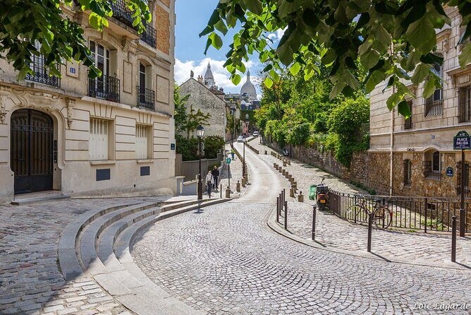 Montmartre Sacre Coeur Tour with Local guide - Discover the Heart of Montmartre with a Guided Walk