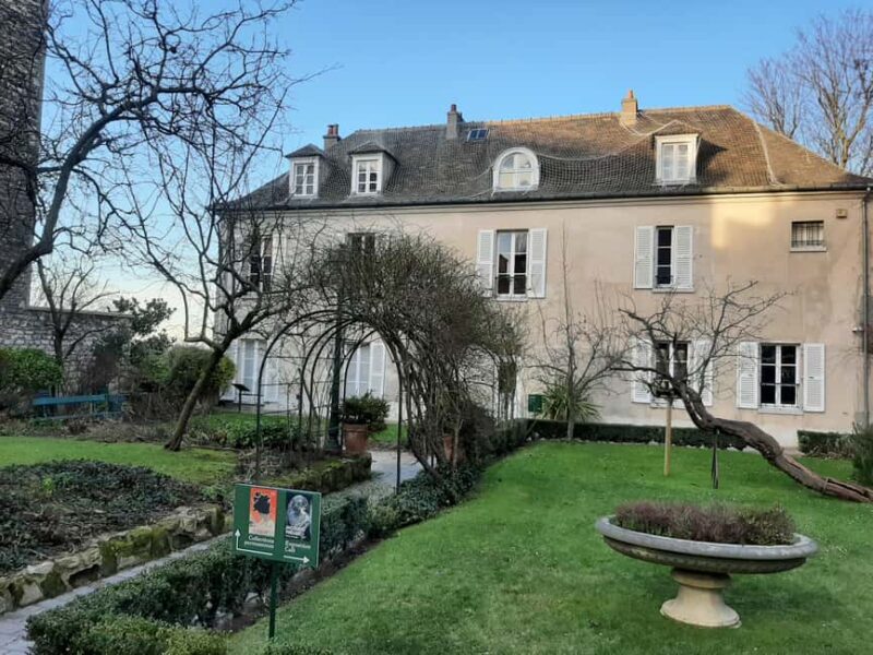 Montmartre Secret Gardens & French Goûter (snack) - Discover Montmartre’s Secret Gardens & Enjoy a Classic French Gouter