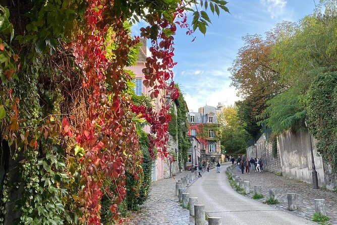 Montmartre Semi Private Walking Tour MAX 6 PEOPLE Guaranteed - Who Will Enjoy This Tour?
