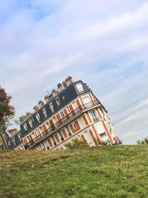 Montmartre. The artist village+its unique charm. My hood. - Practical Tips for Your Visit