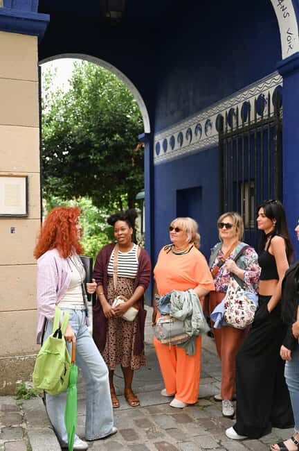 Montmartre Walking Tour with Secret Tales, Views & Croissant - Exploring Montmartre: Not Just a Tourist Trap