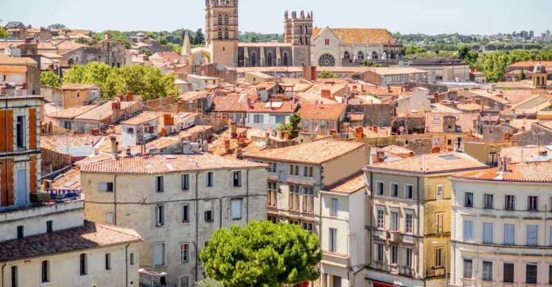 Montpellier: Express Walk with a Local in 60 minutes - FAQ