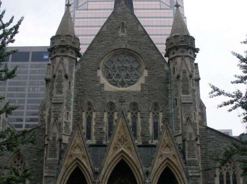 Montreal : Downtown & Underground Walking Tour with a Guide - FAQs