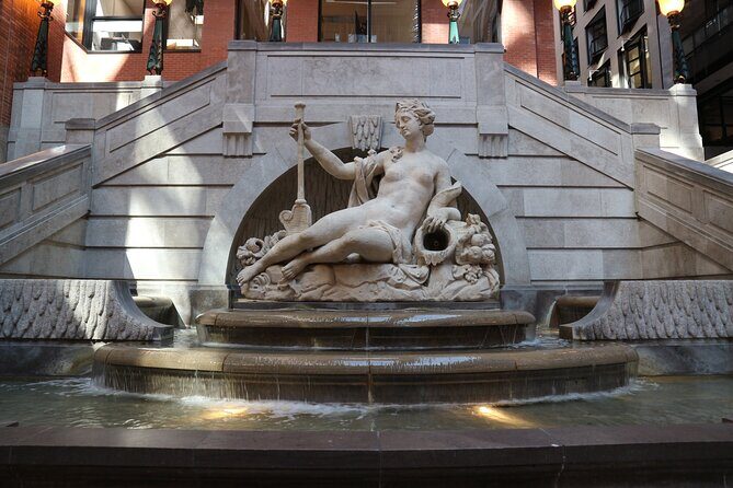 Montreal Instragram Photography Walk with Local Expert - Key Points