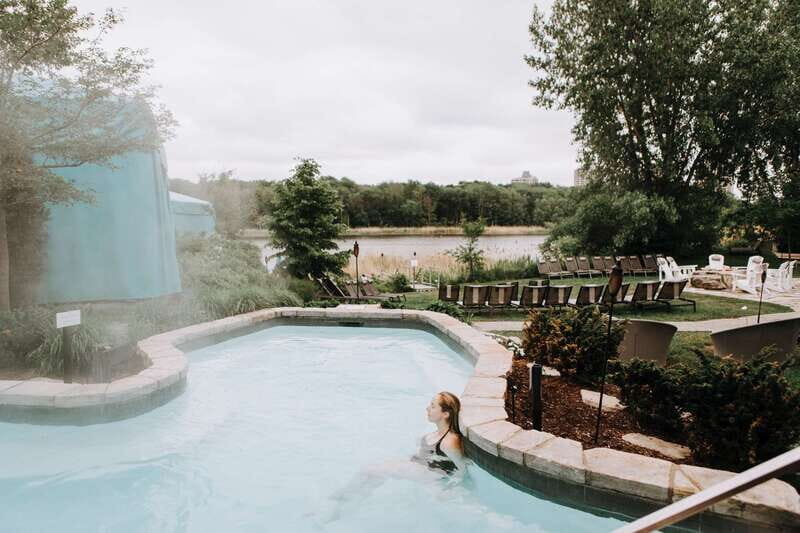 Montreal: Nordic Spa Thermal Experience - Location and Accessibility