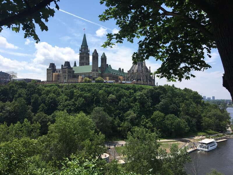 Montreal: Private Day Tour to Ottawa - A Detailed Look at the Ottawa Private Day Tour