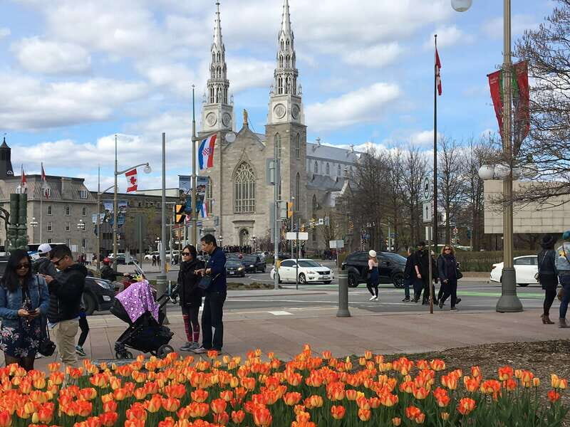 Montreal: Private Day Tour to Ottawa - What’s Included and What’s Not