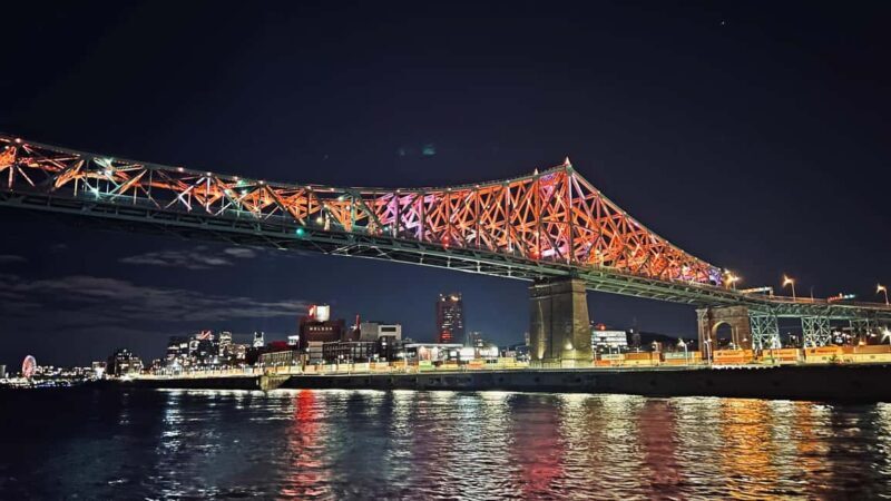 Montreal: Private Tailored Night Walk for Layover Travelers - The Value of a Guided Night Walk