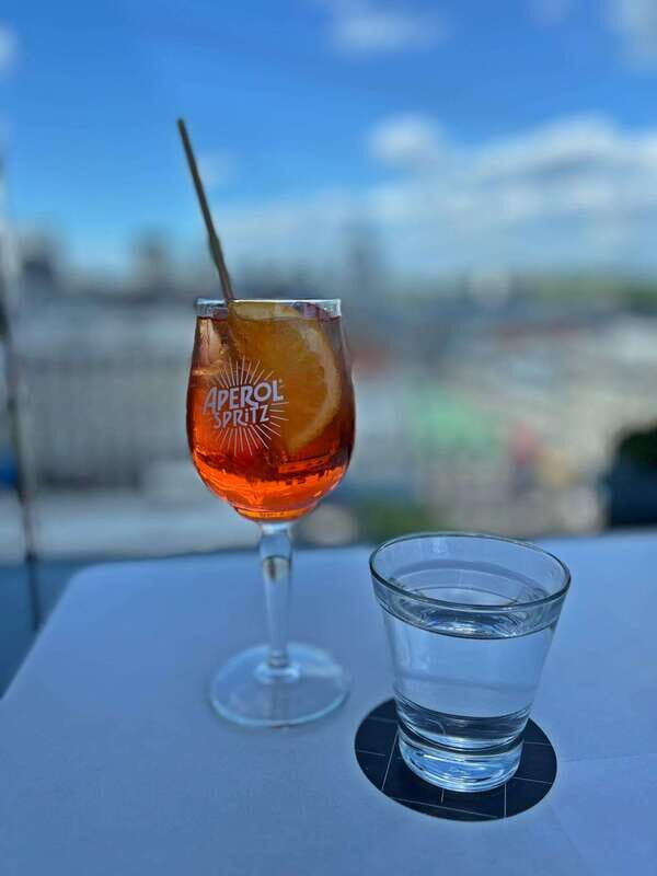 Montreal Private Walking Tour 2h Plus Video Experience 360° - Key Points