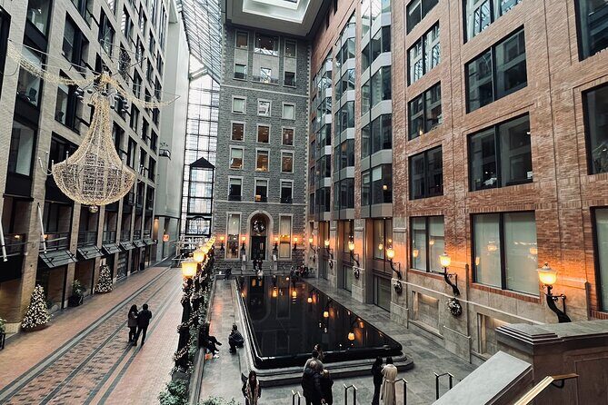 Montreal Private Walking Tour to Downtown RESO and Old Montreal - Montreal Private Walking Tour to Downtown RESO and Old Montreal