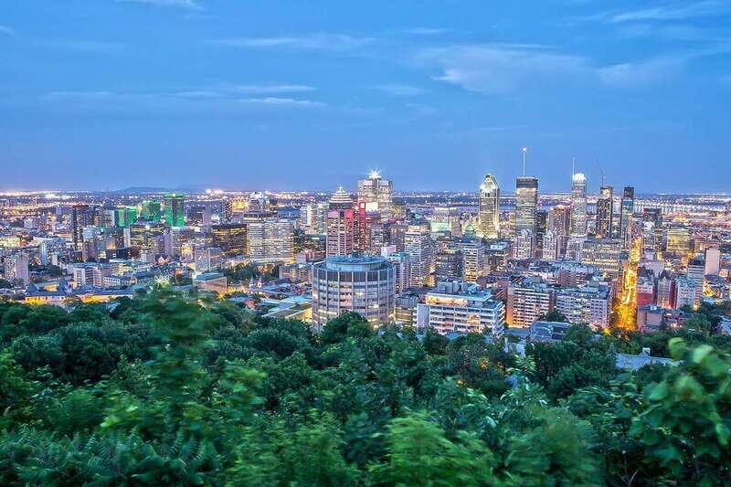 Montreal: Small Group Night Tour with La Grande Roue Entry - An In-Depth Look at the Montreal Night Tour