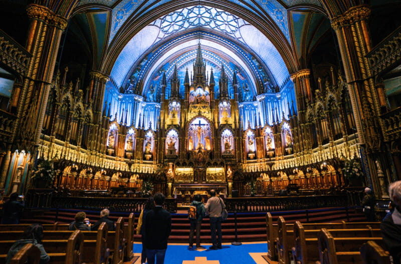Montreal: Small Group Tour with River Cruise and Notre Dame - Key Points
