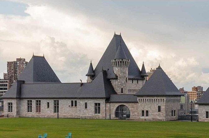 Montreal's Golden Square Mile: A Self-Guided Audio Tour - FAQ