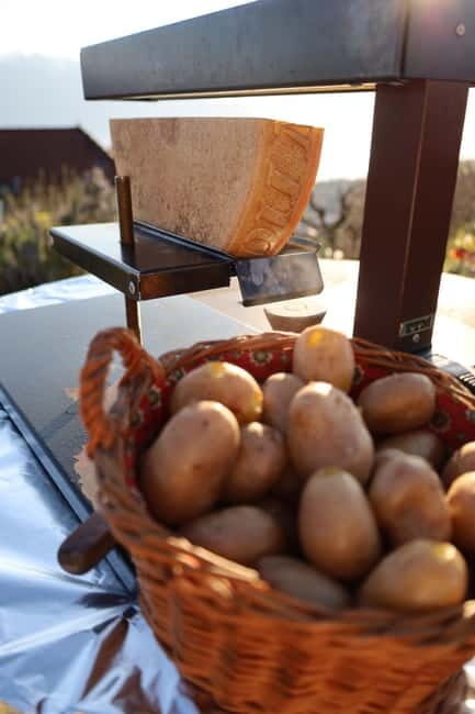 Montreux: Cheese like a local with lake & mountain views - Experience Authentic Swiss Raclette in Montreux’s Cozy Home with Lake & Mountain Views