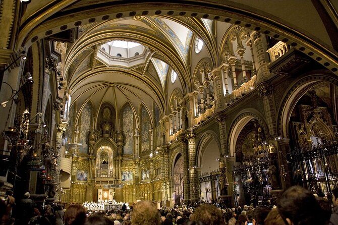 Montserrat Complete Guided Tour & The Boys Choir's Performance - Detailed Review: Why This Tour Stands Out
