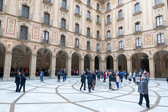 Montserrat Private Guided Tour with Pick up - FAQs