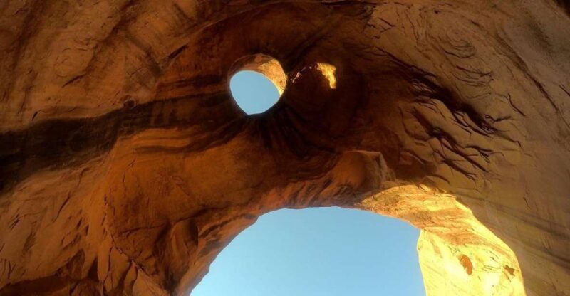 Monument Valley: Scenic 2.5-Hour Guided Tour - Exploring the Monument Valley Scenic 2.5-Hour Guided Tour